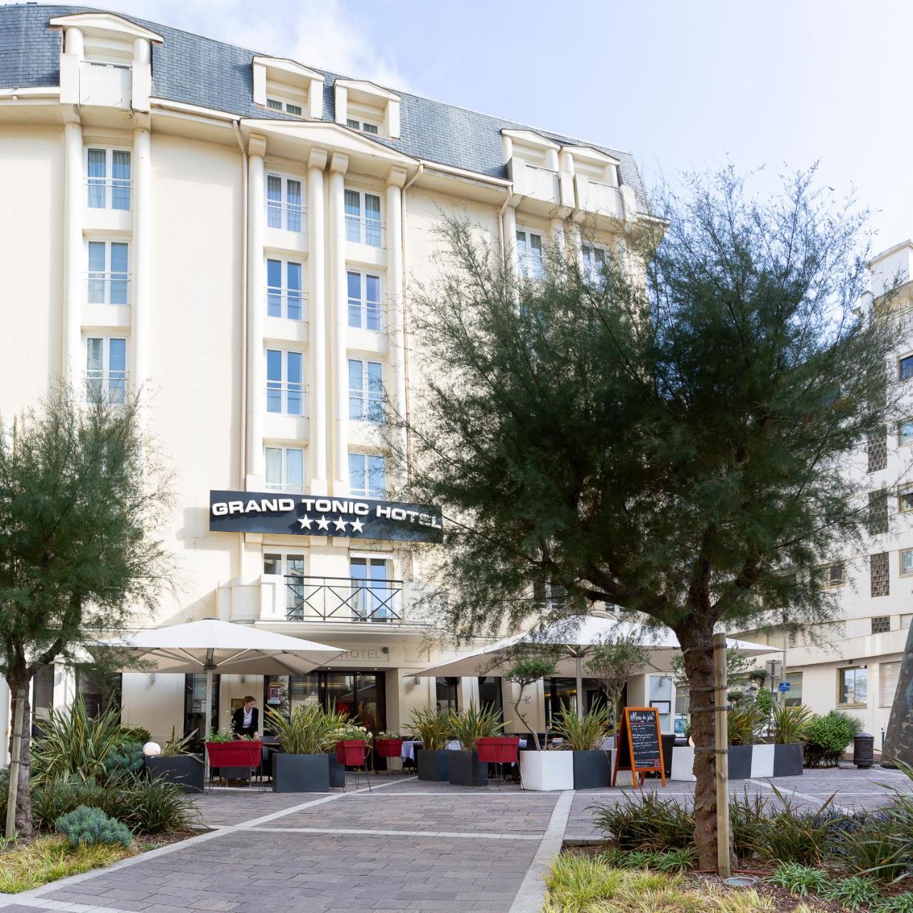Grand Tonic Hotel & Spa Nuxe بياريتز المظهر الخارجي الصورة